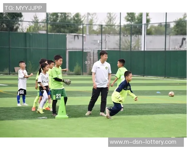 汕头足球培训助力青少年成长提升足球技能与团队合作精神 汕头足球培训助力青少年成长提升足球技能与团队合作精神